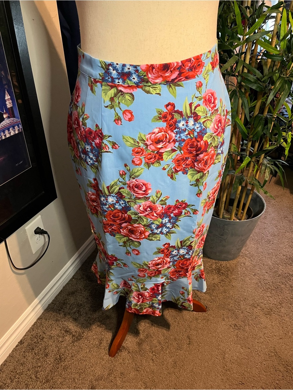 NWT Vixen by Micheline Pitt Floral Ruffle-Hem Pencil Skirt in Light Blue